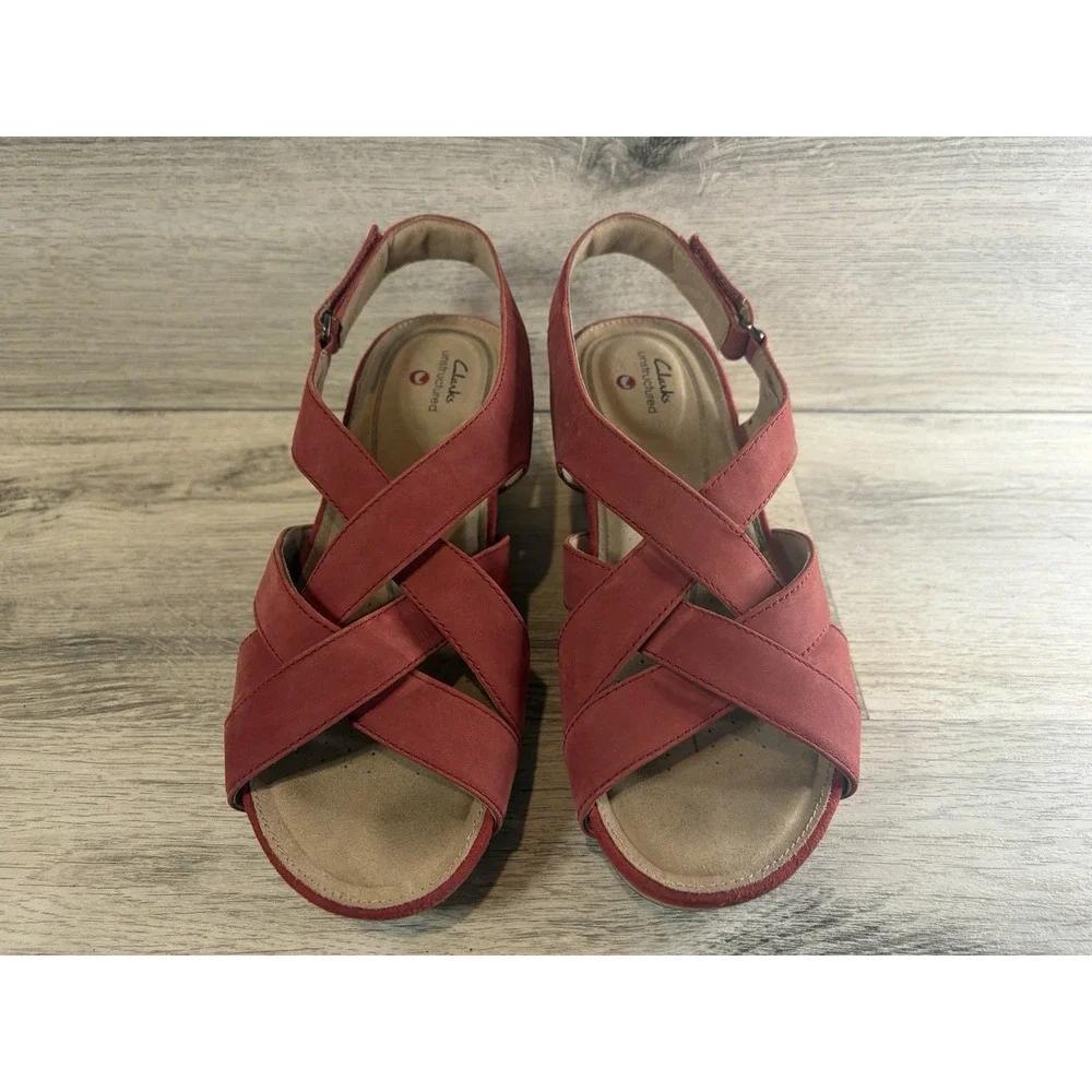 Clarks Un Capri Step Wedge Sandals Red Nubuck Womens 9 M Shoes Summer Strappy